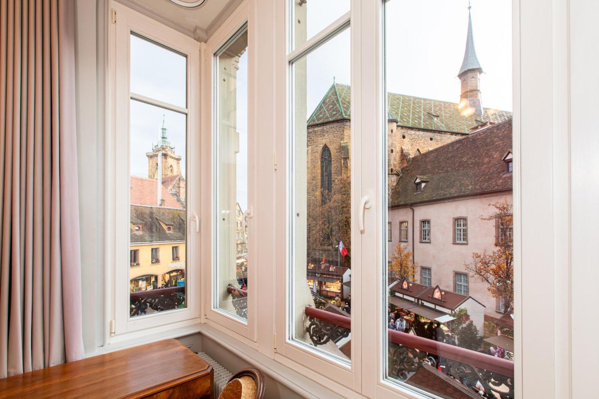 Place Des Dominicains Колмар Екстериор снимка